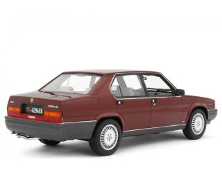ALFA ROMEO ALFA 90 2.5 INIEZIONE QUADRIFOGLIO ORO 1985 Opale Met. Laudoracing 1:18 Resinemodell (Türen, Motorhaube... nicht zu öffnen!)